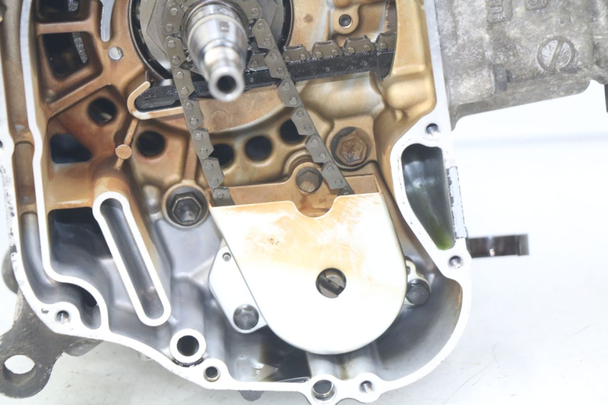 photo de ENGINE SUZUKI BURGMAN 125 (2007 - 2014) - Surface and material condition