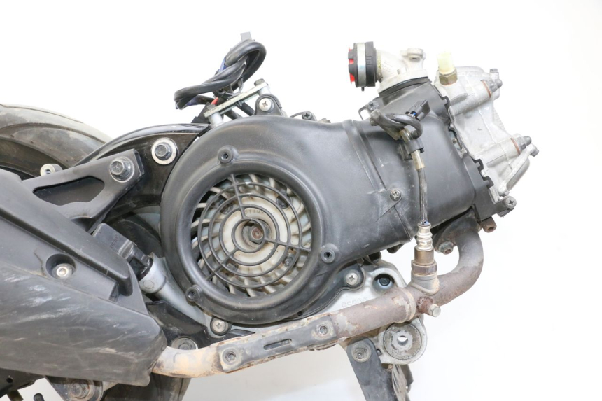 photo de ENGINE YAMAHA BW'S BWS 125 (2010 - 2013) - Alternative perspective