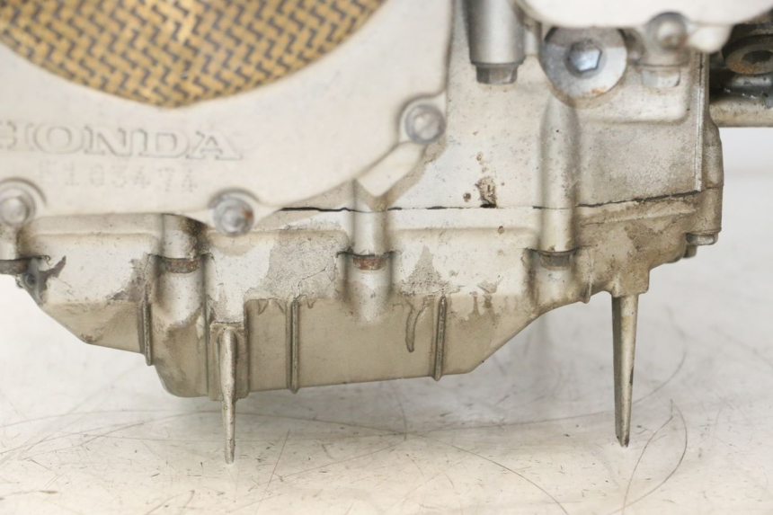 photo de ENGINE HONDA CB F HORNET 600 (2005 - 2006) - Zoom on usage condition