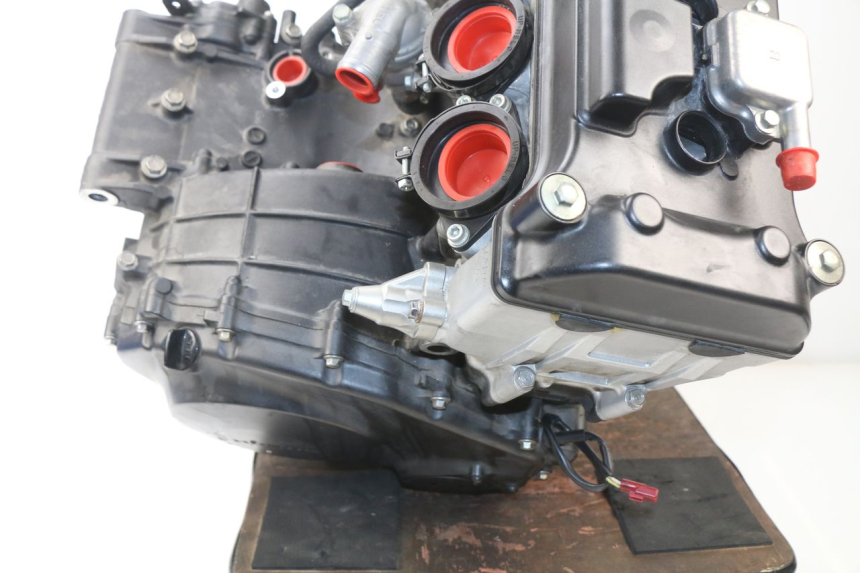 photo de ENGINE HONDA CBR RR FIREBLADE 1000 (2006 - 2007) - Component zoom