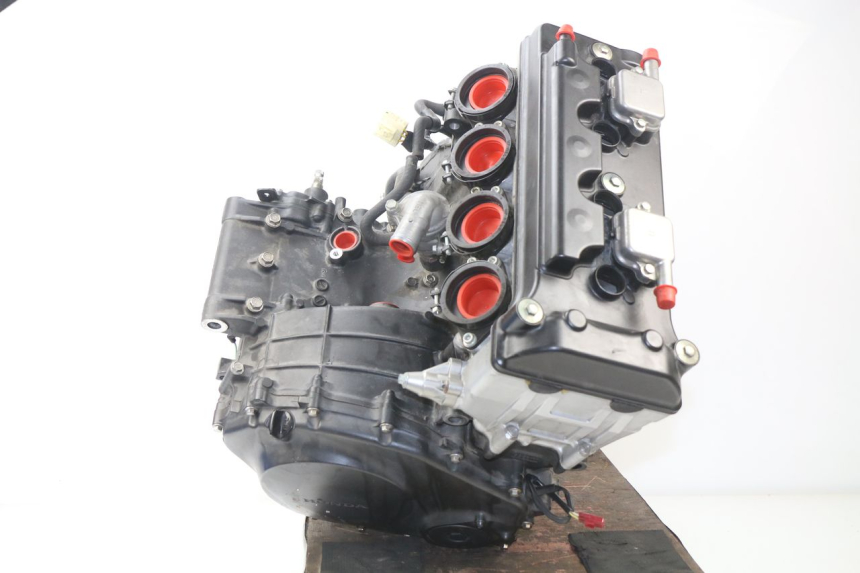 photo de ENGINE HONDA CBR RR FIREBLADE 1000 (2006 - 2007) - Detailed visual inspection