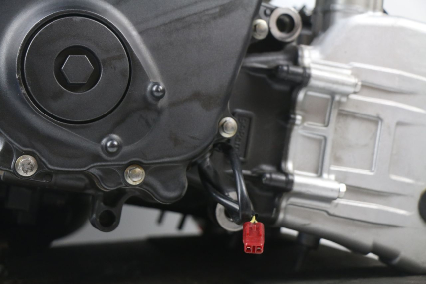 photo de ENGINE HONDA CBR RR FIREBLADE 1000 (2006 - 2007) - Alternative perspective