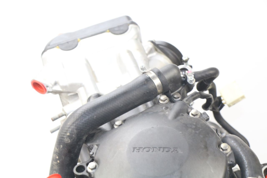 photo de ENGINE HONDA CBR RR FIREBLADE 1000 (2006 - 2007) - Fixing points details