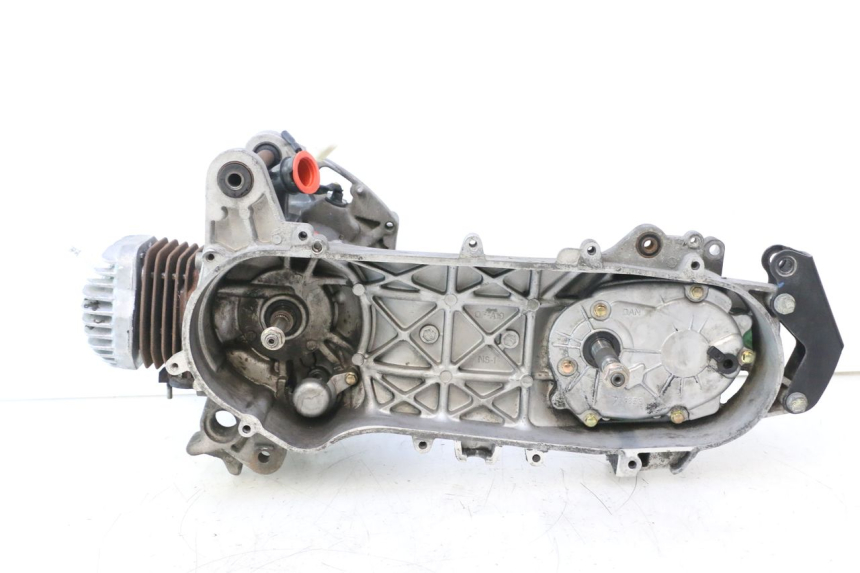 photo de ENGINE PEUGEOT CITYSTAR 2T 50 (2018 - 2021) - Main view