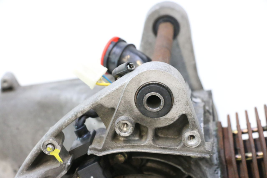 photo de ENGINE PEUGEOT CITYSTAR 2T 50 (2018 - 2021) - Spare part profile view
