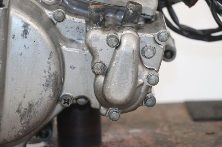 photo de ENGINE HONDA CR 85 (2003 - 2007) - Surface and material condition