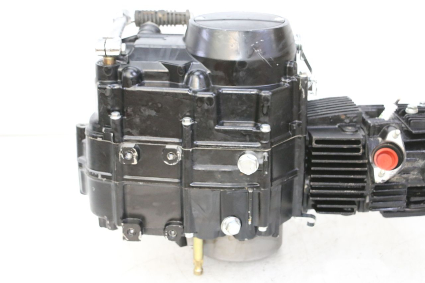 photo de ENGINE LONCIN DIRT BIKE 125 - Product overview