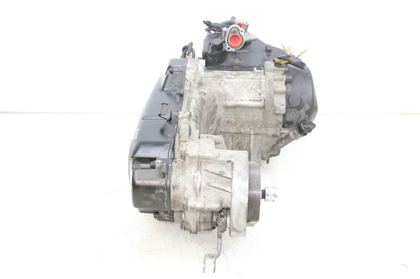 photo de ENGINE PEUGEOT DJANGO 4T 50 (2014 - 2019) - Surface and material condition