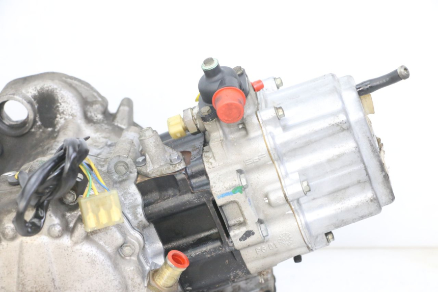 photo de ENGINE PEUGEOT ELYSTAR 125 (2002 - 2007) - Alternative angle