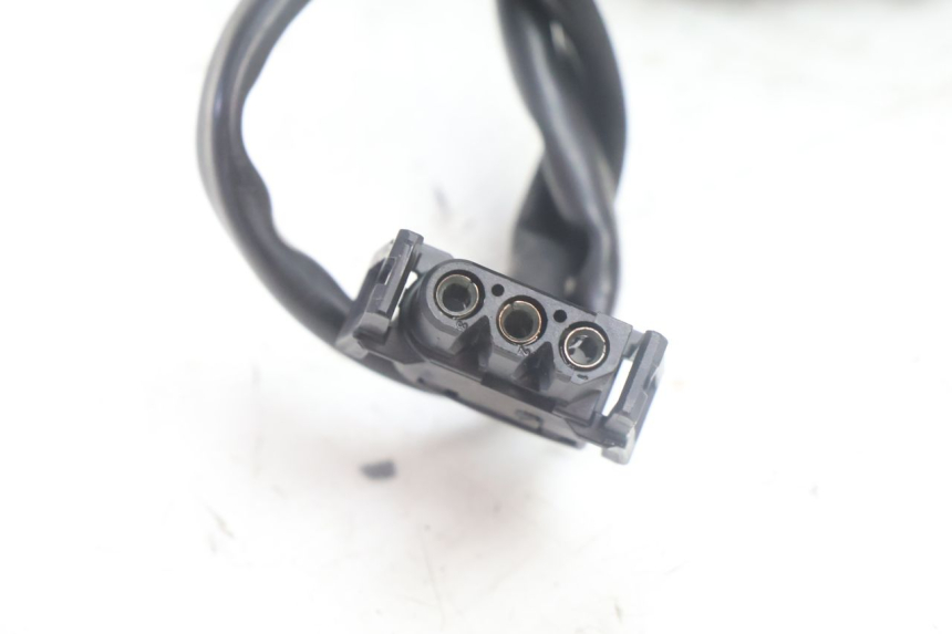 photo de WINDSCREEN WIPER MOTOR BMW C1 125 (2000 - 2003) - Alternative perspective
