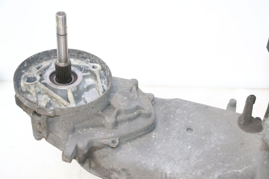 photo de ENGINE HONDA FES PANTHEON 125 (2003 - 2007) - Surface and material condition