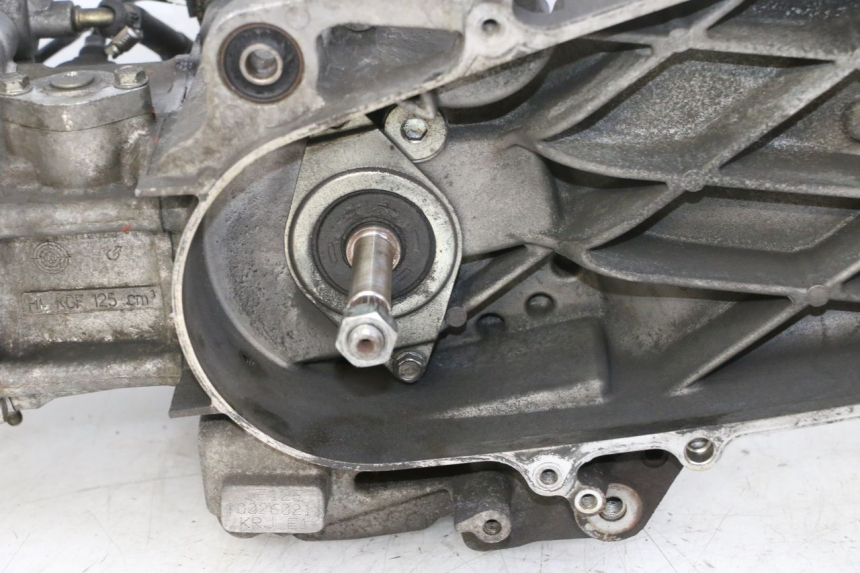 photo de ENGINE HONDA FES S-WING SWING ABS 125 (2007 - 2015) - Technical close-up