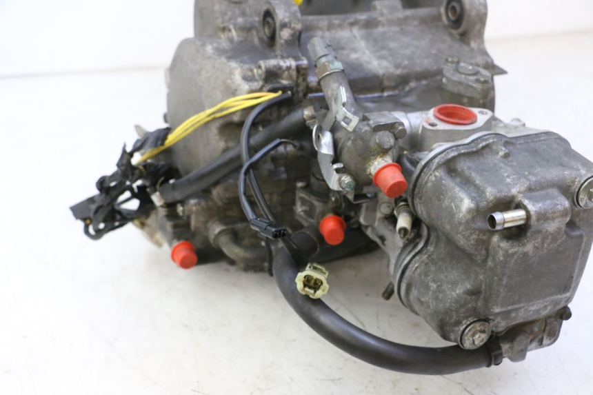 photo de ENGINE HONDA FES S-WING SWING ABS 125 (2007 - 2015) - Alternative perspective