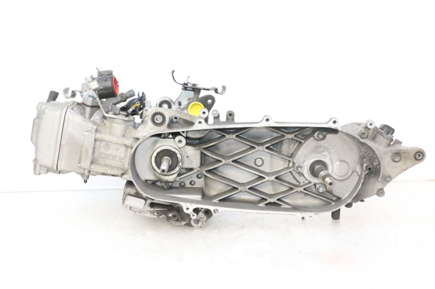 photo de ENGINE HONDA FES S-WING SWING ABS 125 (2007 - 2015) - Main view