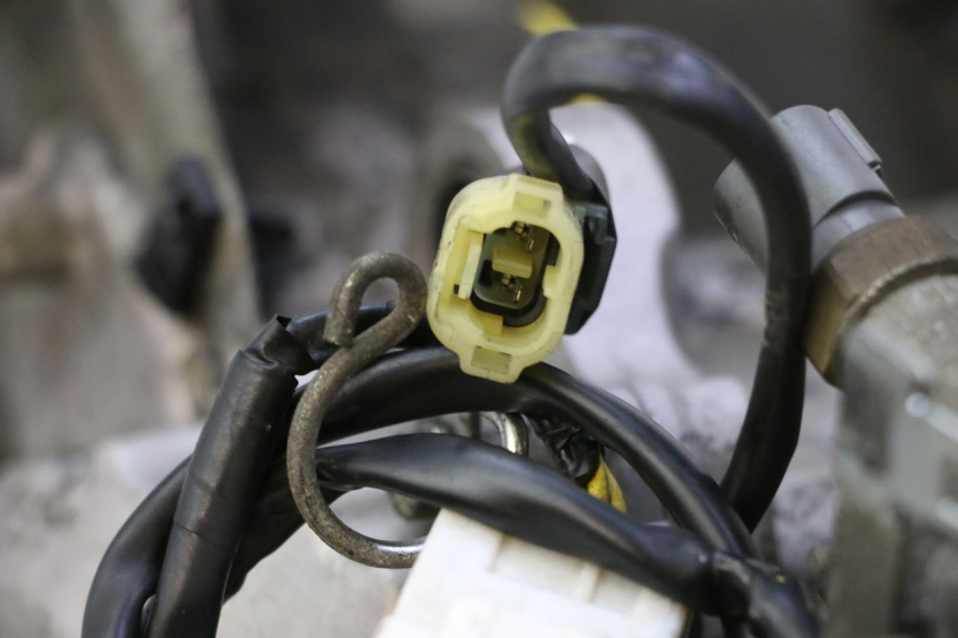 photo de ENGINE HONDA FES S-WING SWING ABS 125 (2007 - 2015) - Alternative angle