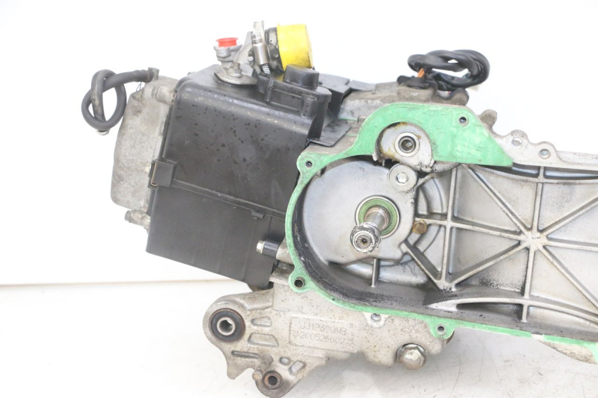 photo de ENGINE VENESI FLY RETRO 4T 50 (2020 - 2025) - Detailed visual inspection