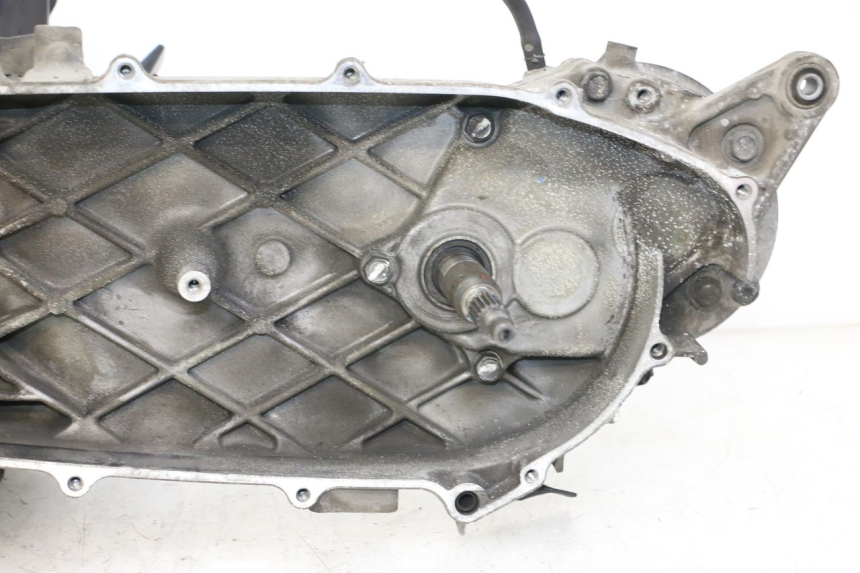 photo de ENGINE HONDA FORZA 125 (2021 - 2025) - Detailed visual inspection