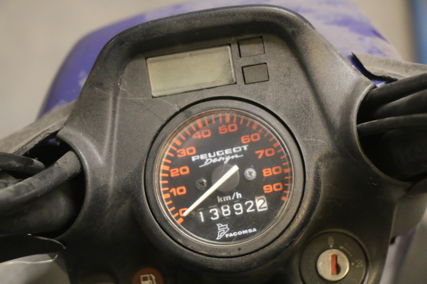 photo de ENGINE PEUGEOT FOX 50 (1995 - 2003) - Detailed visual inspection