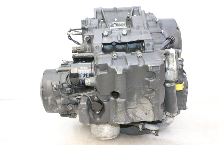 photo de ENGINE YAMAHA FZ6 FAZER S2 600 (2007 - 2011) - Surface and material condition