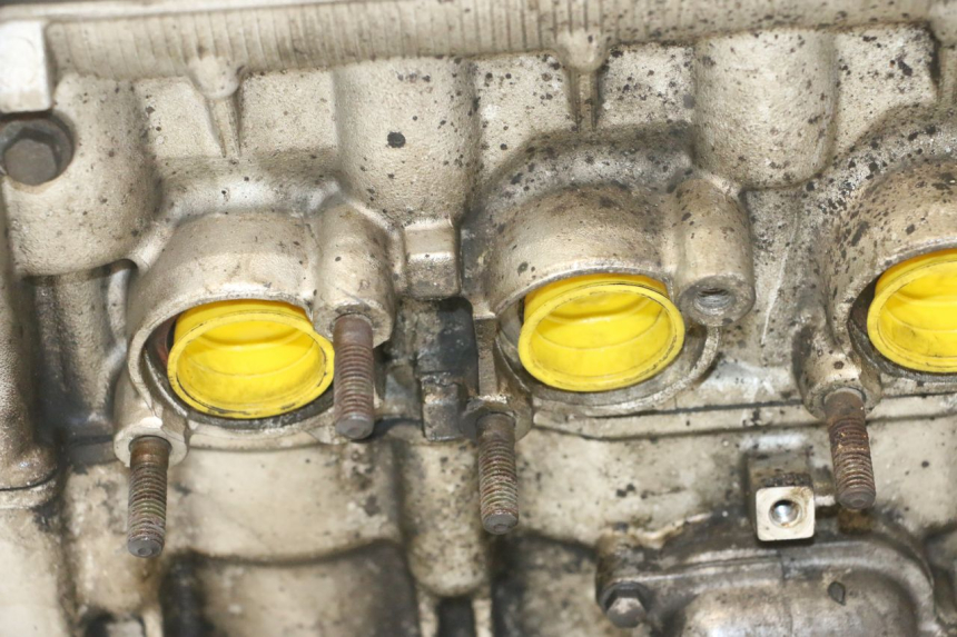 photo de ENGINE YAMAHA FZ6 N FAZER 600 (2004 - 2006) - Alternative angle