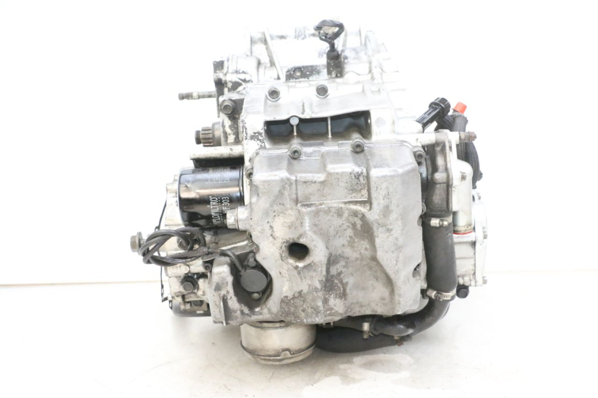 photo de ENGINE YAMAHA FZ6 N FAZER 600 (2004 - 2006) - Surface and material condition