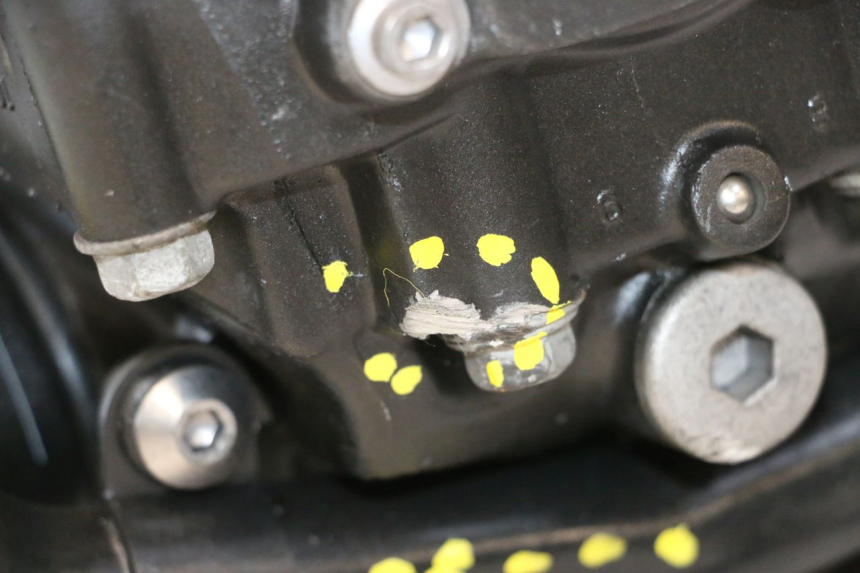 photo de ENGINE YAMAHA FZ8 800 (2010 - 2016) - Spare part profile view
