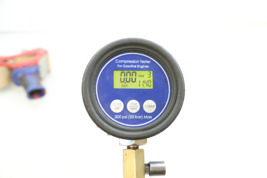 photo de ENGINE KAWASAKI GPX R WARBIRD 600 (1988 - 1993) - High-resolution close-up