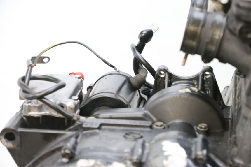 photo de ENGINE KAWASAKI GPZ RX 1000 (1986 - 1988) - Distinctive features