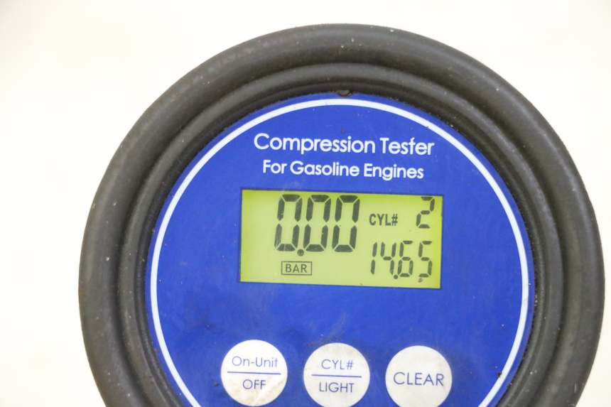 photo de ENGINE SUZUKI GSR 750 (2011 - 2017) - Fixing points details