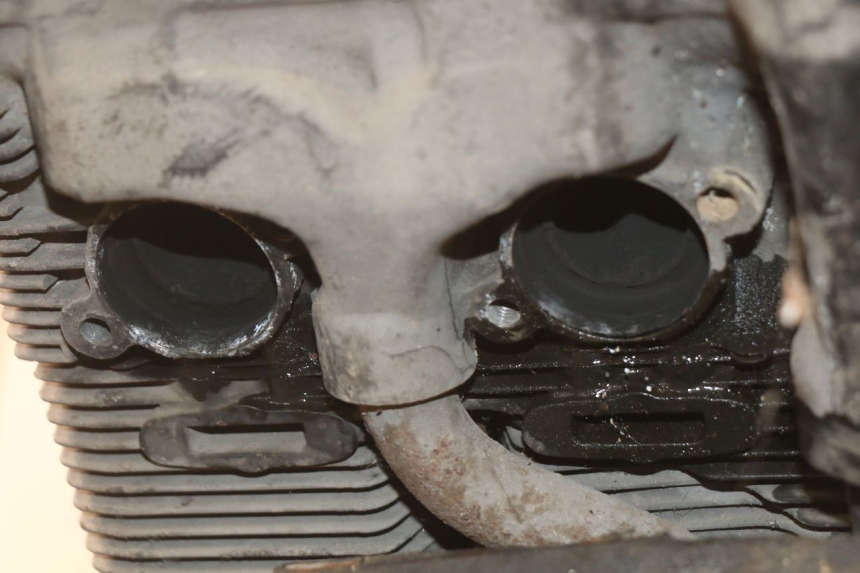 photo de ENGINE SUZUKI GSX-F GSX  F 1100 (1988 - 1994) - Additional view of the item