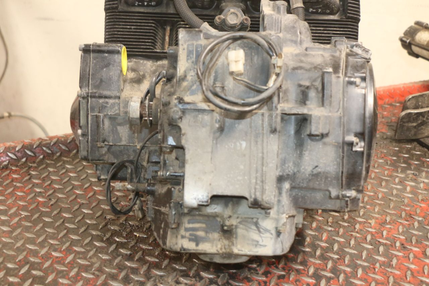 photo de ENGINE SUZUKI GSX-F GSX  F 1100 (1988 - 1994) - Alternative perspective