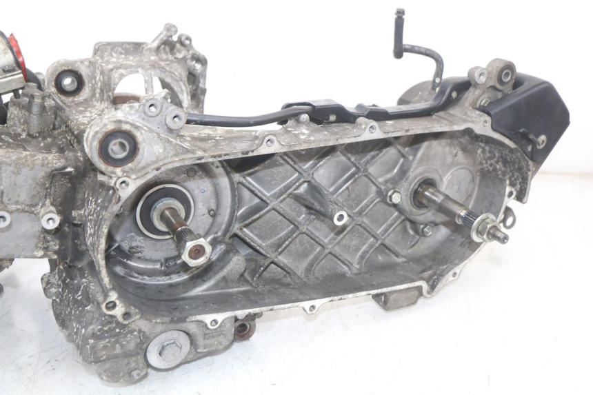 photo de ENGINE HONDA PCX (JF28) 125 (2009 - 2011) - Alternative perspective
