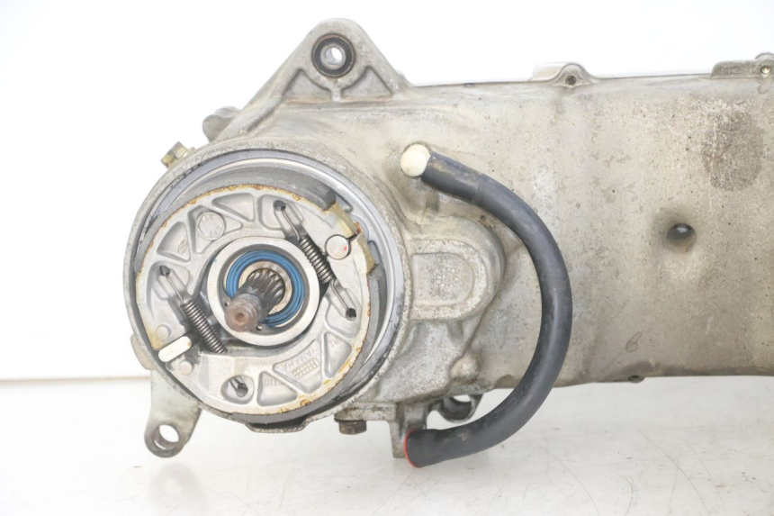 photo de ENGINE YAMAHA JOG R 50 (2004 - 2014) - Detailed visual inspection