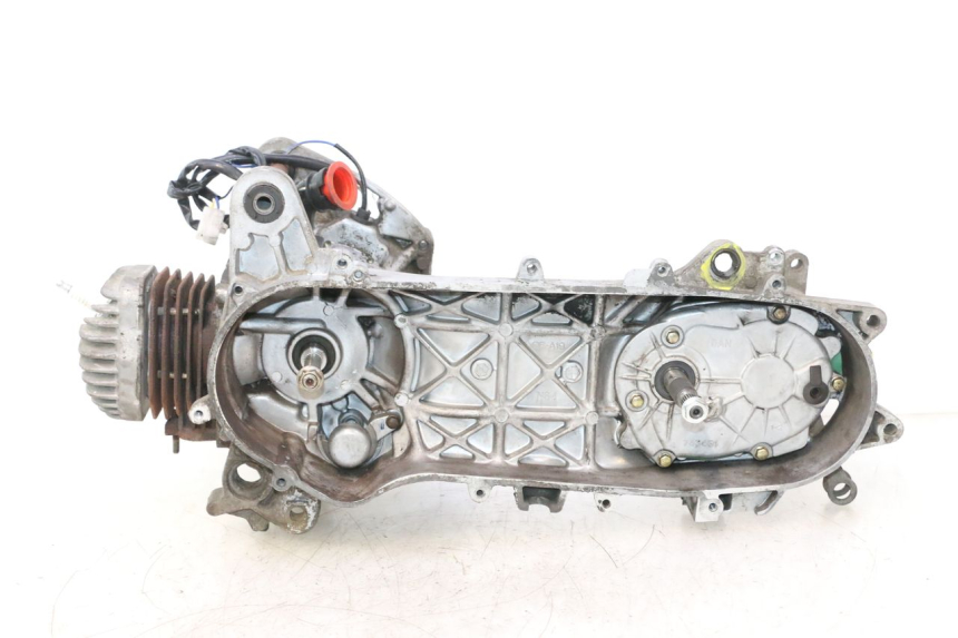 photo de ENGINE PEUGEOT KISBEE 2T 50 (2010 - 2017) - Main view
