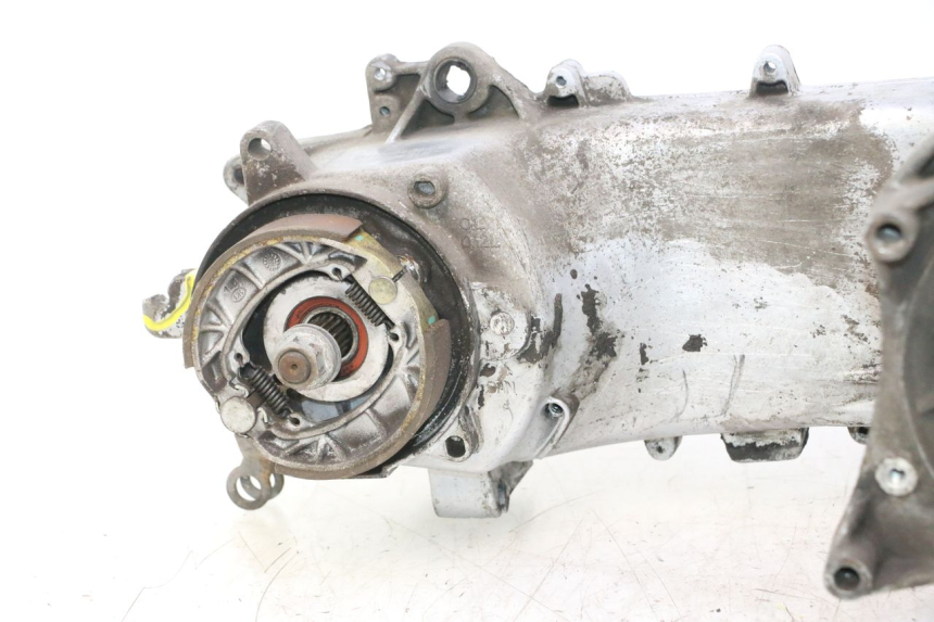 photo de ENGINE PEUGEOT KISBEE 2T 50 (2010 - 2017) - Detailed visual inspection