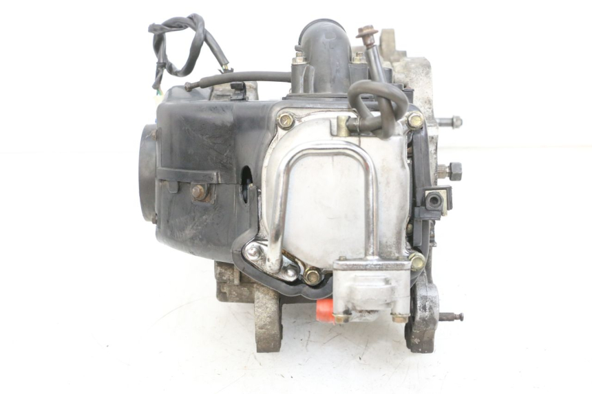 photo de ENGINE PEUGEOT KISBEE 4T 50 (2010 - 2017) - Alternative angle