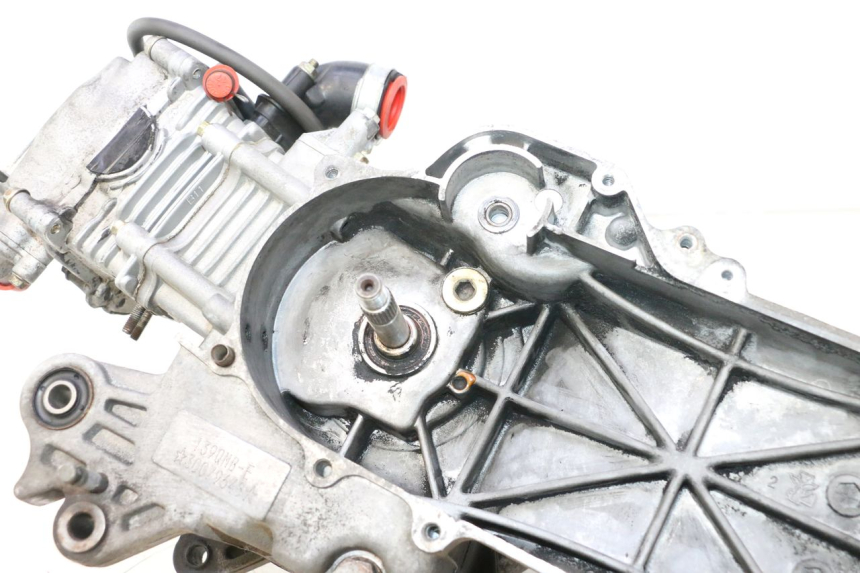 photo de ENGINE PEUGEOT KISBEE 4T 50 (2010 - 2017) - High-resolution close-up