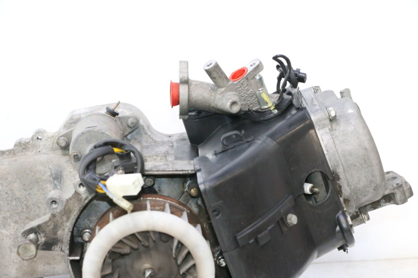 photo de ENGINE PEUGEOT KISBEE 4T 50 (2018 - 2022) - Fixing points details
