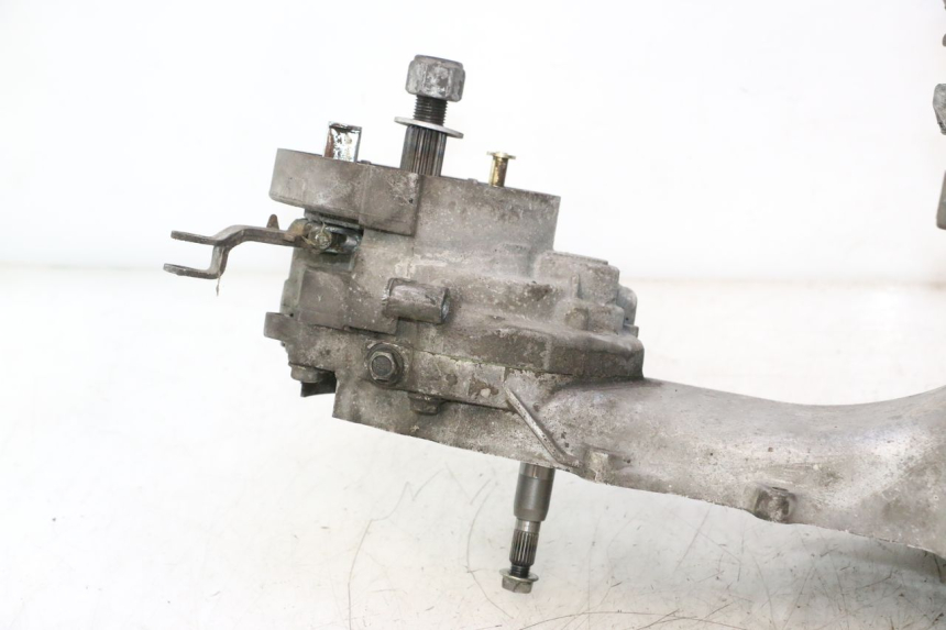 photo de ENGINE PEUGEOT KISBEE 4T 50 (2018 - 2022) - Fixing points details