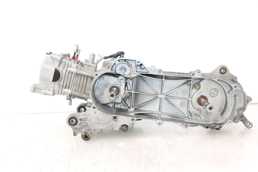 photo de ENGINE PEUGEOT KISBEE 4T 50 (2018 - 2022) - Main view