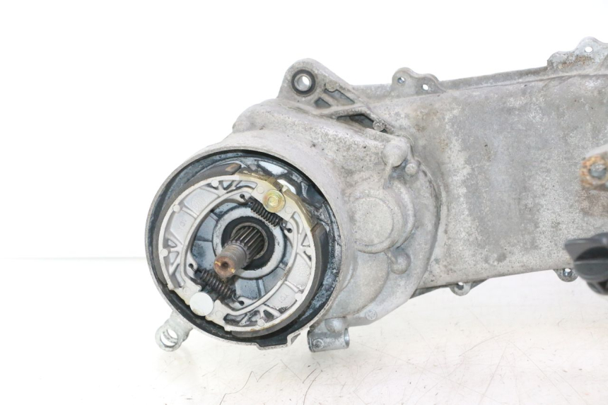 photo de ENGINE PEUGEOT KISBEE 4T 50 (2018 - 2022) - Zoom on usage condition