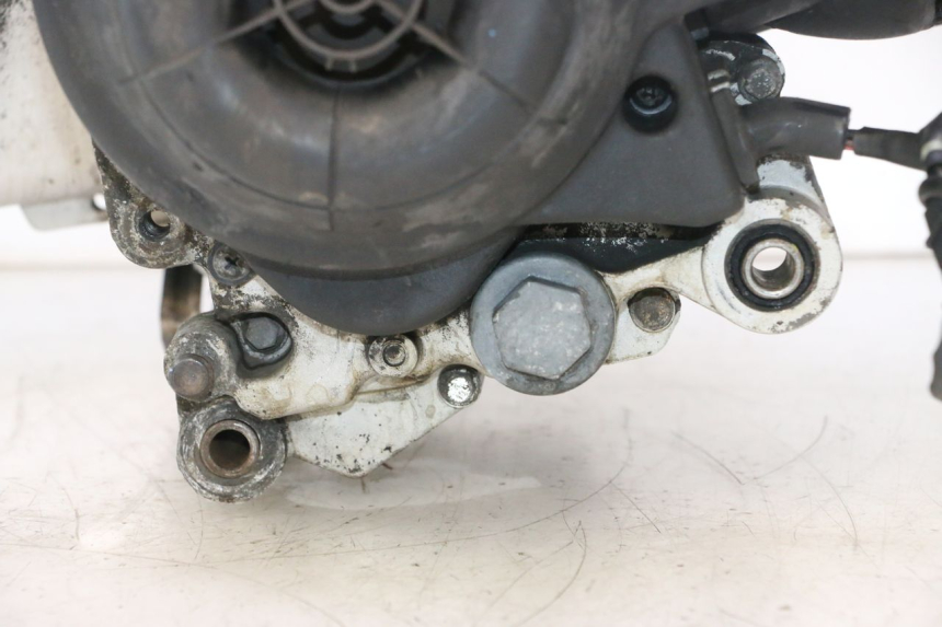 photo de ENGINE PIAGGIO LIBERTY IGET 4T 50 (2021 - 2025) - Fixing points details