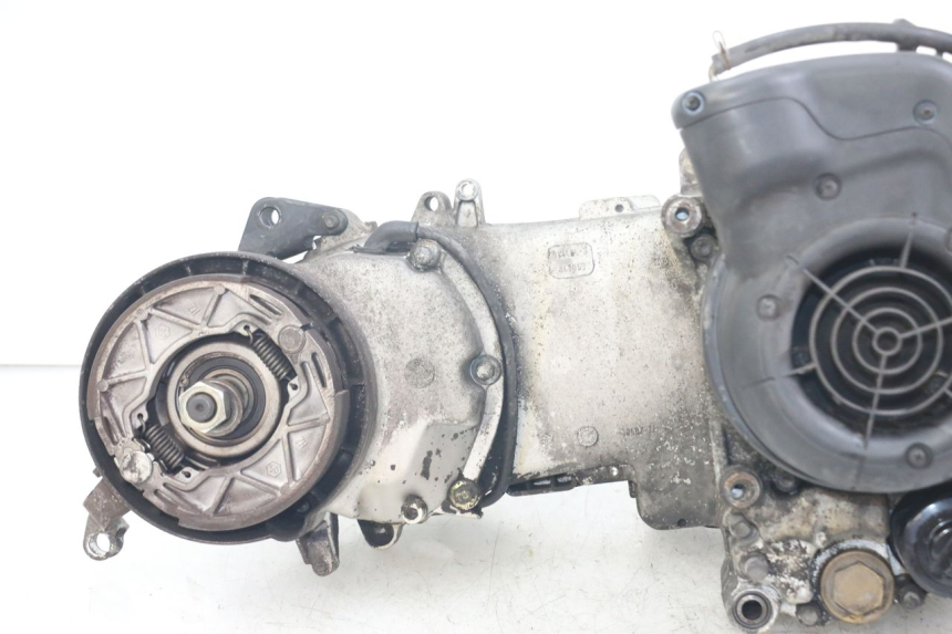 photo de ENGINE PIAGGIO LIBERTY 125 (2009 - 2013) - Surface and material condition