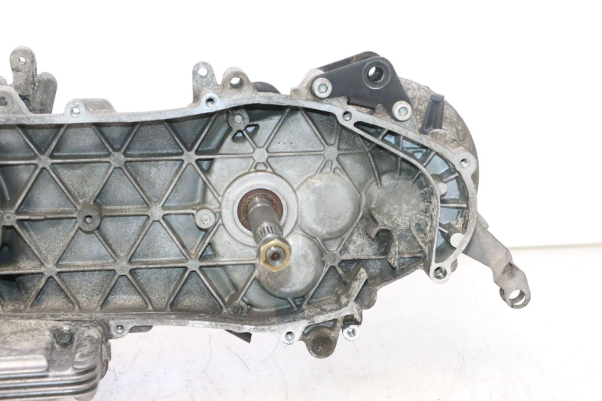 photo de ENGINE PIAGGIO LIBERTY 125 (1998 - 2008) - Alternative perspective