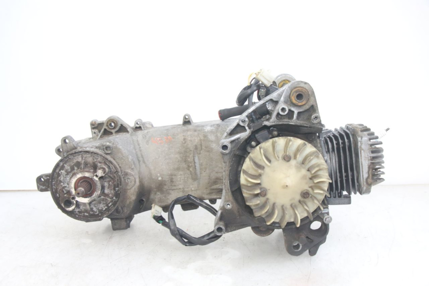 photo de ENGINE PEUGEOT LUDIX 50 (2005 - 2007) - Spare part profile view