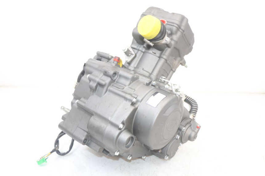 photo de ENGINE MASAI SCRAMBLER SPORT 125 (2021 - 2025) - Surface and material condition