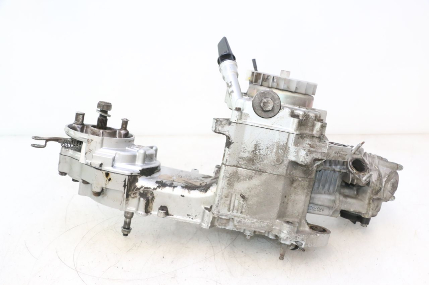 photo de ENGINE SYM MIO 50 (2005 - 2010) - Surface and material condition