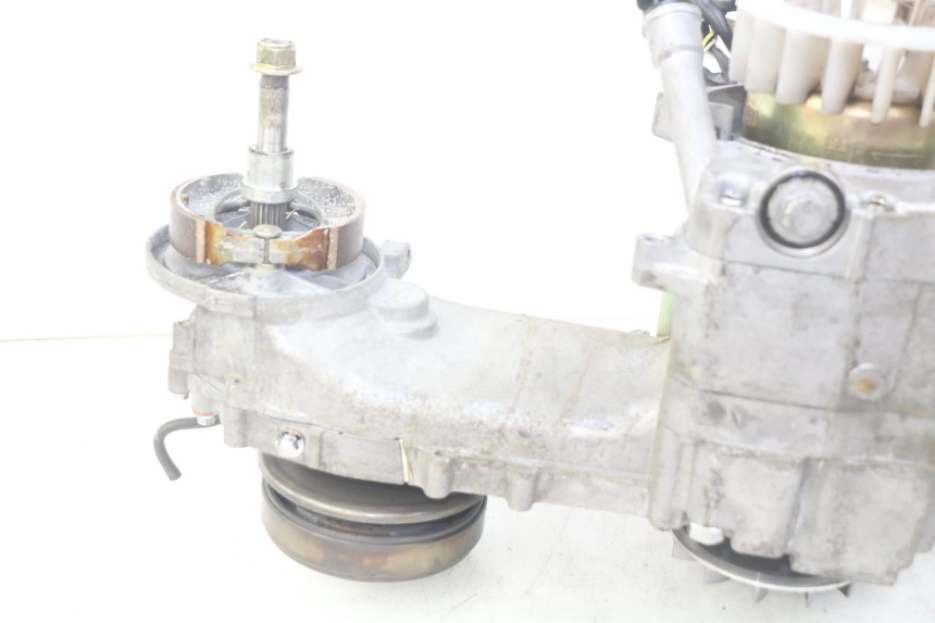 photo de ENGINE ZHONGYU MOVIDAS ZY125T-2 125 (2004 - 2014) - Component detail