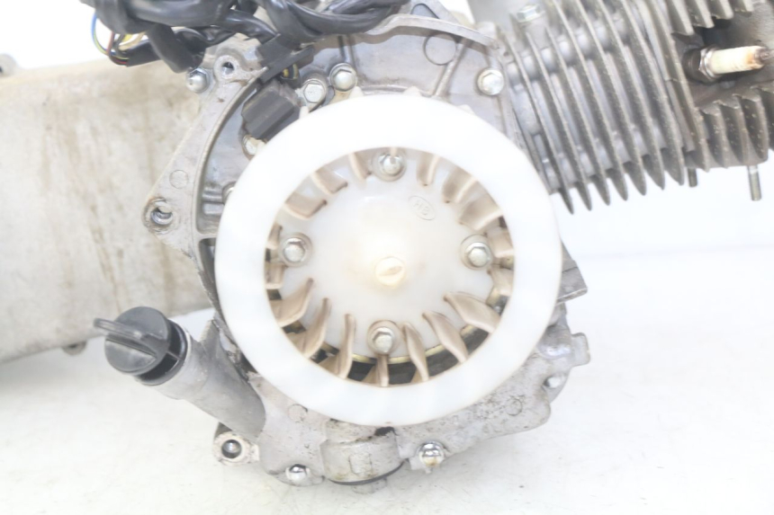 photo de ENGINE ZHONGYU MOVIDAS ZY125T-2 125 (2004 - 2014) - Component zoom