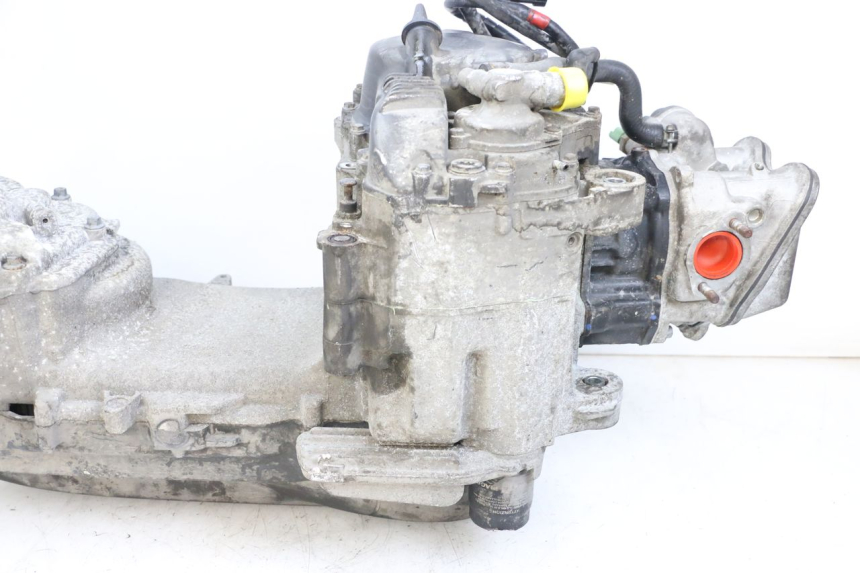 photo de ENGINE PIAGGIO MP3 HPE 350 (2018 - 2020) - Fixing points details